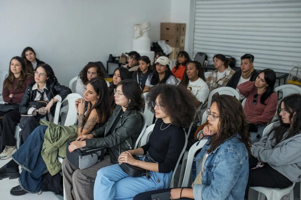 How Are Emerging Technologies Reshaping UK Business Strategies Today?